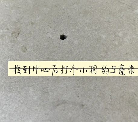 长白瓷砖空鼓维修公司专业解答在瓷砖铺贴过程中，如果砂料搅拌不均匀，将会带来以下问题